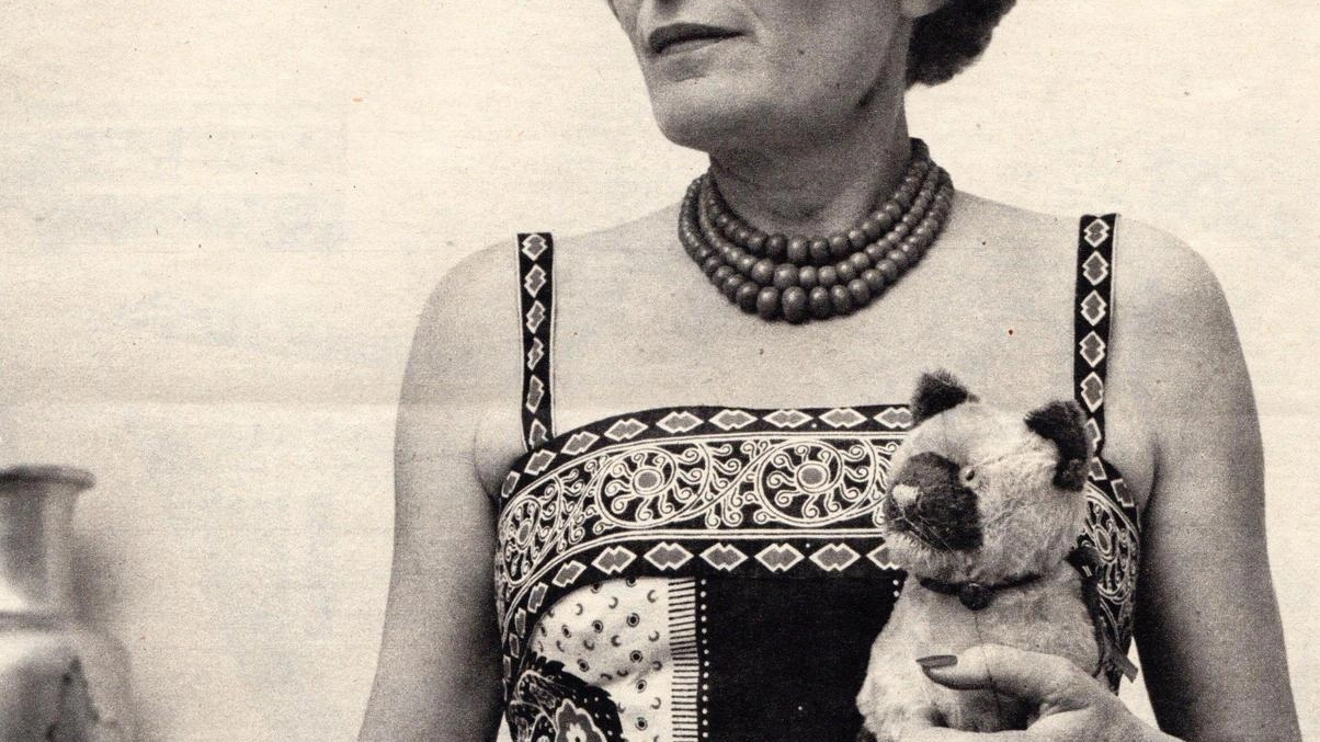 Giovedì si presenta a Lucca il libro del giornalista e scrittore Sessa dedicato alla figlia di Mussolini. Giovedì si presenta a Lucca il libro del giornalista e scrittore Sessa dedicato alla figlia di Mussolini.