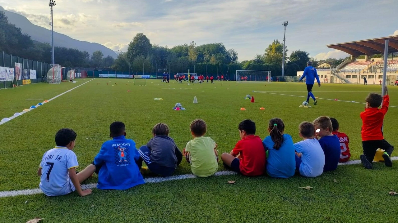 Una giornata per divertirsi e conoscersi, attraverso uno scambio volto al superamento delle barriere culturali. Questo è ciò che si... Una giornata per divertirsi e conoscersi, attraverso uno scambio volto al superamento delle barriere culturali. Questo è ciò che si...