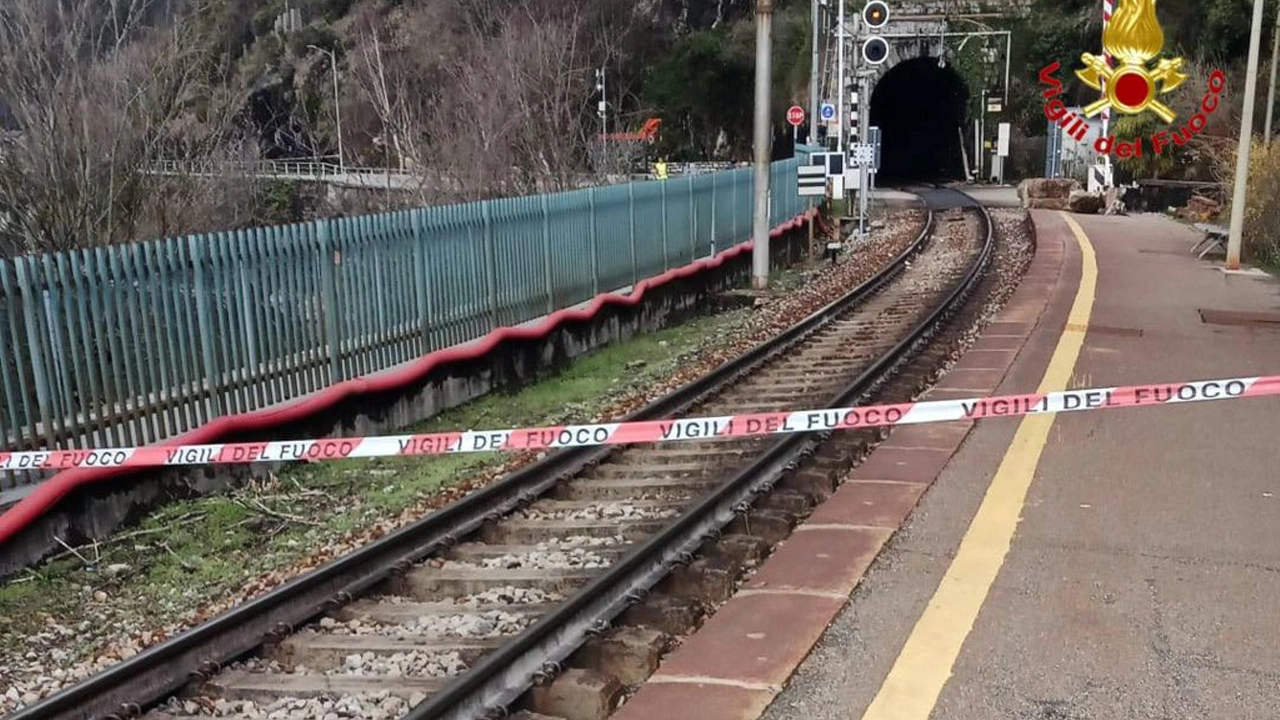 Circolazione dei treni sospesa a causa di una frana (Foto di repertorio)