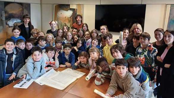 gli alunni della vittorio veneto di firenze in visita alla redazione de la nazione