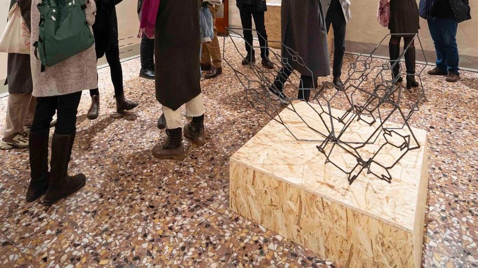 Interesse anche per l’inaugurazione della mostra «Nexus. Di fiori e altre storie» dell’artista Antonio Barbieri Interesse anche per l’inaugurazione della mostra «Nexus. Di fiori e altre storie» dell’artista Antonio Barbieri