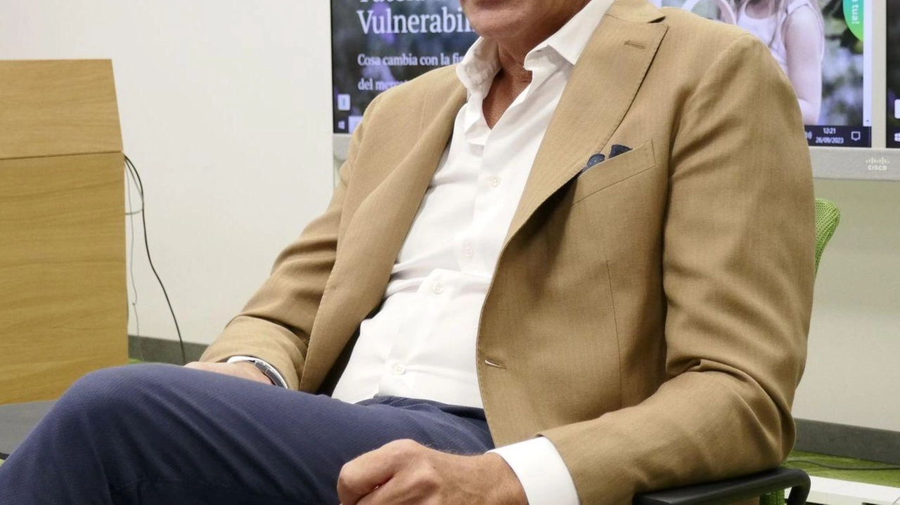 Francesco Macrì, presidente di Estra, parla del futuro della Multiutility toscana Francesco Macrì, presidente di Estra, parla del futuro della Multiutility toscana