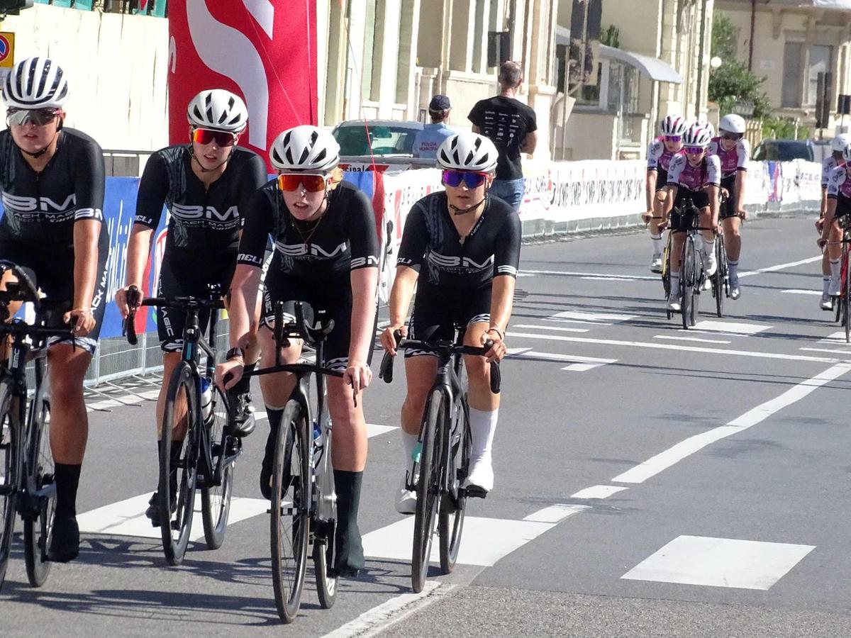 Giro della Toscana "rosa". Liv Alula Jayco alla grande Giro della Toscana "rosa". Liv Alula Jayco alla grande
