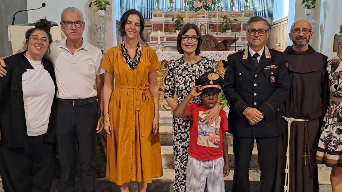 Incontro al santuario di San Romano per le celebrazioni che culmineranno domenica 8 settembre. L’ex attrice ha parlato della sua storia di fede e ha partecipato alla cena di raccolta fondi. Incontro al santuario di San Romano per le celebrazioni che culmineranno domenica 8 settembre. L’ex attrice ha parlato della sua storia di fede e ha partecipato alla cena di raccolta fondi.