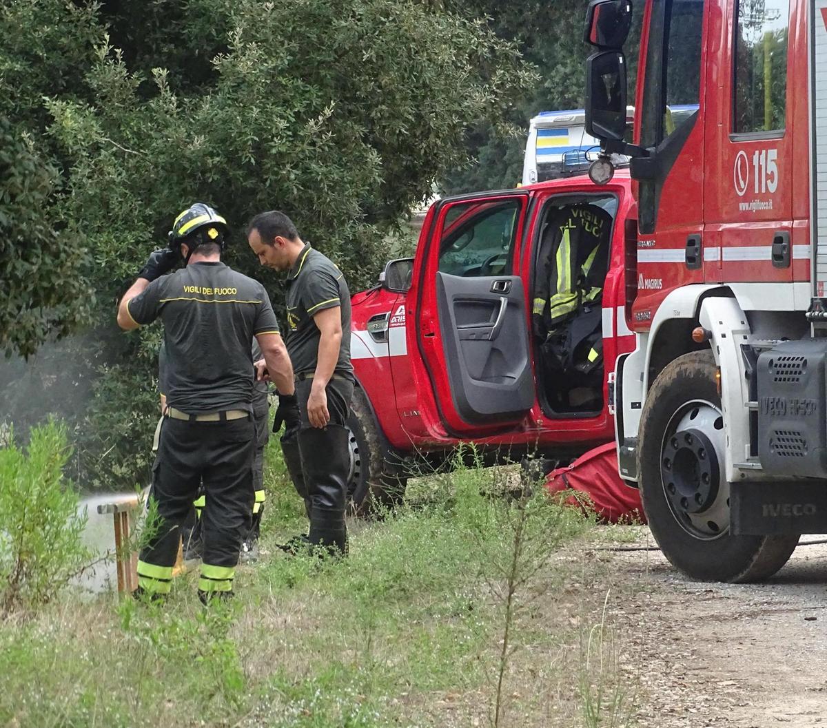 Tragedia alla Bufalina. Cade e muore nel canale durante una passeggiata: "Era l’anima del paese" Tragedia alla Bufalina. Cade e muore nel canale durante una passeggiata: "Era l’anima del paese"