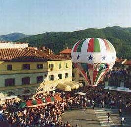 Stasera la festa dedicata agli anni ’90 Stasera la festa dedicata agli anni ’90
