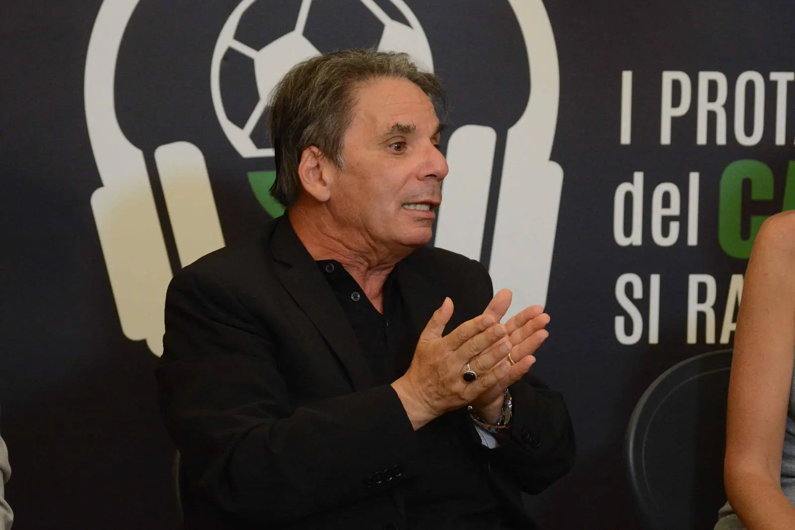 L’allenatore Ezio Capuano protagonista dell’appuntamento con “I protagonisti del calcio si raccontano”