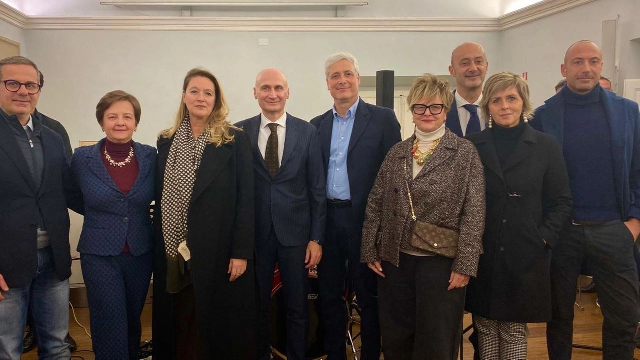 Palazzo Vaj aperto ai pratesi: confronto con le istituzioni sul futuro della città Palazzo Vaj aperto ai pratesi: confronto con le istituzioni sul futuro della città