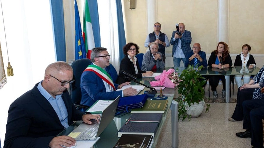 Il consiglio comunale di Brugnato ha riconosciuto il debito fuori bilancio relativo alle spese legali sostenute nella contesa giudiziaria (foto d’archivio) Il consiglio comunale di Brugnato ha riconosciuto il debito fuori bilancio relativo alle spese legali sostenute nella contesa giudiziaria (foto d’archivio)
