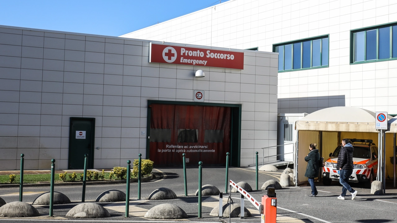 L'esterno del pronto soccorso dell'ospedale San Giuseppe di Empoli (Gasperini/Germogli) L'esterno del pronto soccorso dell'ospedale San Giuseppe di Empoli (Gasperini/Germogli)