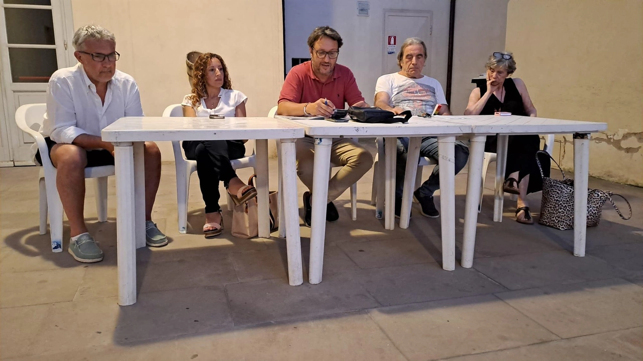 Sindaco e giunta di Fauglia tirano le somme del primo anno del Lenzi Bis Sindaco e giunta di Fauglia tirano le somme del primo anno del Lenzi Bis