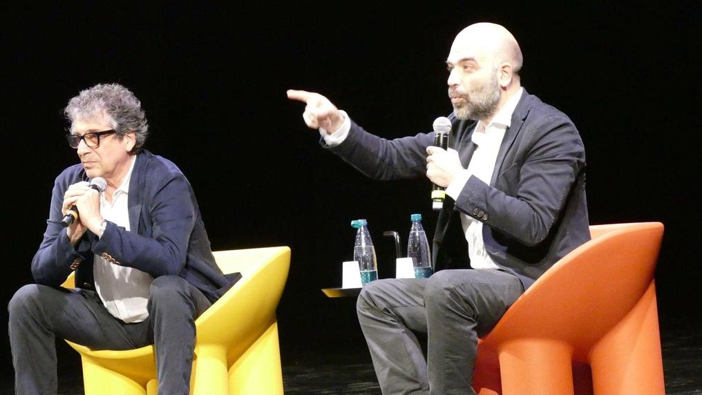 L’inaugurazione del. festival «Seminare idee» con Saviano e Veronesi Foto Attalmi
