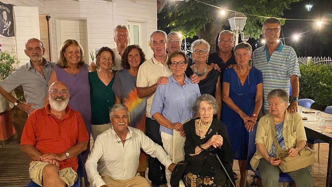 La quinta ‘D’ del Barsanti. La festa per i 50 anni La quinta ‘D’ del Barsanti. La festa per i 50 anni