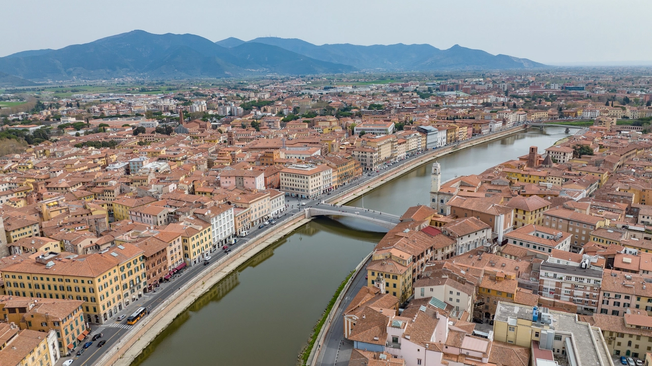 Una veduta di Pisa Una veduta di Pisa