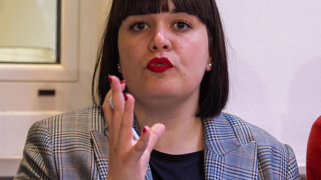 Segretaria provinciale di Si e tra poco mamma: "In Italia la precarietà è spesso donna. Poche tutele per chi ha figli". Segretaria provinciale di Si e tra poco mamma: "In Italia la precarietà è spesso donna. Poche tutele per chi ha figli".