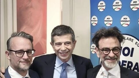 Marco Casucci lascia la Lega per unirsi a Noi Moderati, rafforzando il partito di Maurizio Lupi in Toscana.