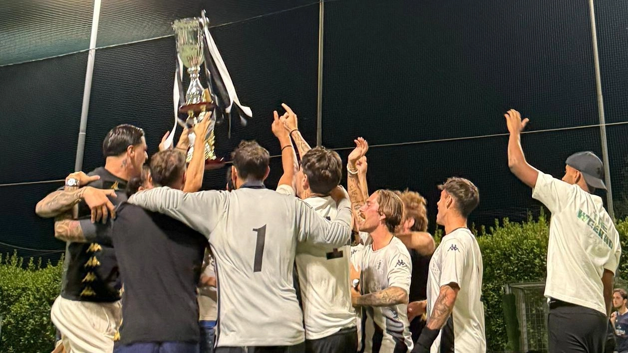 La Onoranze Funebri Ferrante vince l’edizione 2025 della Lido League, la più seguita della storia. Superata in finale 4-3... La Onoranze Funebri Ferrante vince l’edizione 2025 della Lido League, la più seguita della storia. Superata in finale 4-3...
