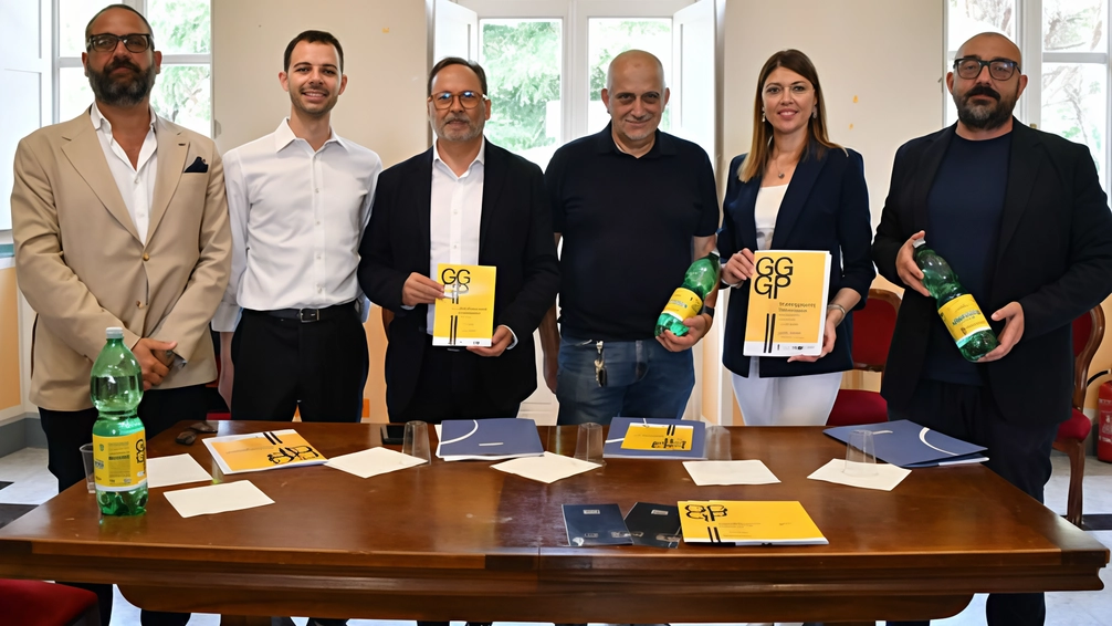 Il sindaco Persiani: "Una mostra per ridare lustro anche al parco rinnovato" 18 capolavori tra sculture e disegni sul tema della natura caro ai due artisti . Il sindaco Persiani: "Una mostra per ridare lustro anche al parco rinnovato" 18 capolavori tra sculture e disegni sul tema della natura caro ai due artisti .