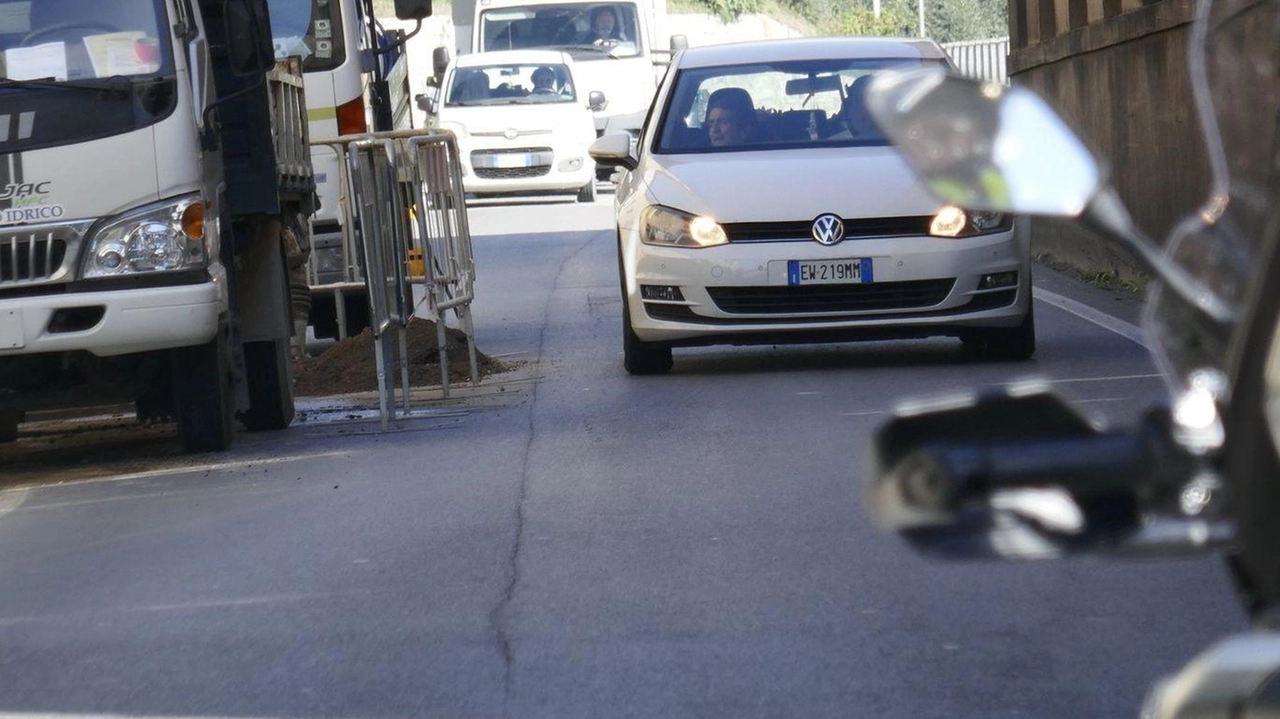 La sicurezza sulla Sr 325 e sulle strade minori di Vernio sono al centro di una mozione del gruppo consiliare... La sicurezza sulla Sr 325 e sulle strade minori di Vernio sono al centro di una mozione del gruppo consiliare...
