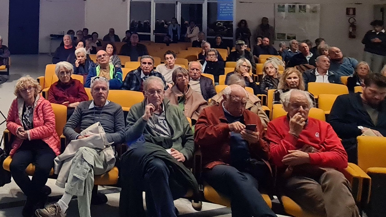 Il pubblico che ha partecipato all’incontro alla Imm sul rischio idrogeologico Il pubblico che ha partecipato all’incontro alla Imm sul rischio idrogeologico