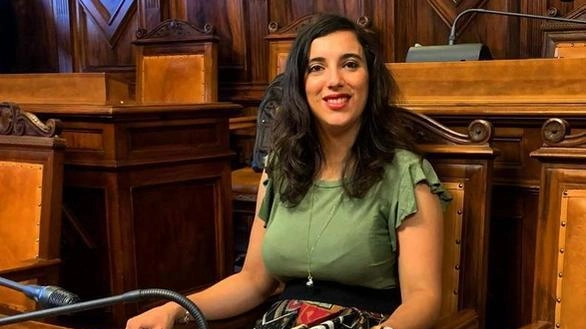 A seguito della notizia che annuncia l’installazione da parte del Comune di nuove telecamere ai semafori, Monica Casciaro di Siena... A seguito della notizia che annuncia l’installazione da parte del Comune di nuove telecamere ai semafori, Monica Casciaro di Siena...