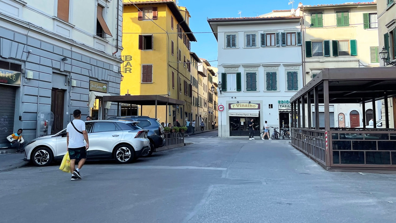 Via Finiguerra, dove è avvenuta la rapina Via Finiguerra, dove è avvenuta la rapina