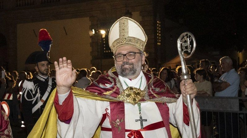 Il saluto ai fedeli da parte dell’arcivescovo di Lucca, Paolo Giulietti Il saluto ai fedeli da parte dell’arcivescovo di Lucca, Paolo Giulietti