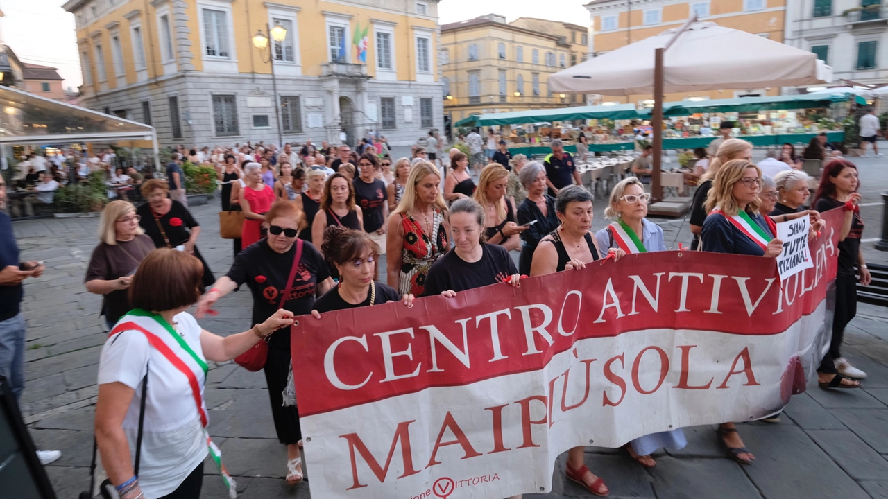 La marcia in ricordo di Tiziana Vinci (Foto Pasquali)