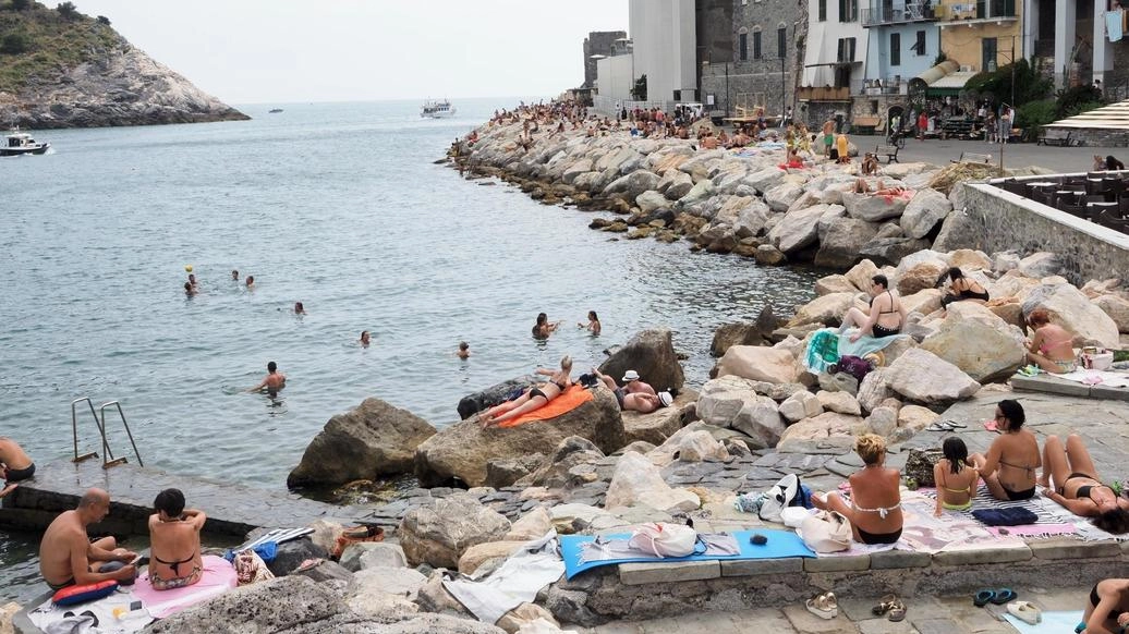 Una veduta del borgo marinaro di Portovenere Una veduta del borgo marinaro di Portovenere