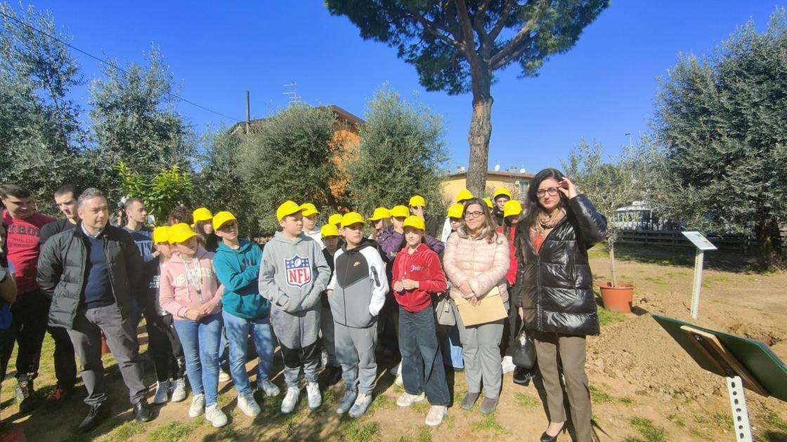 Studenti per la Salute: Coltivando il Futuro con Alimentazione e Stili di Vita Sani