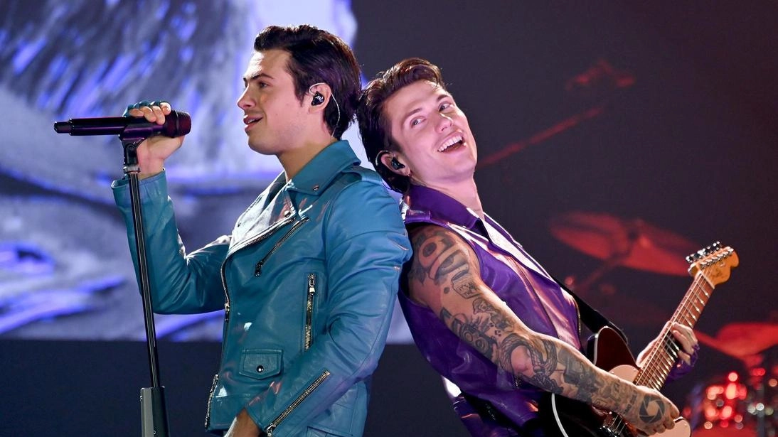 Il duo musicale italiano originario di Modena Benji & Fede. , all’anagrafe Benjamin Mascolo e Federico Rossi Il duo musicale italiano originario di Modena Benji & Fede. , all’anagrafe Benjamin Mascolo e Federico Rossi