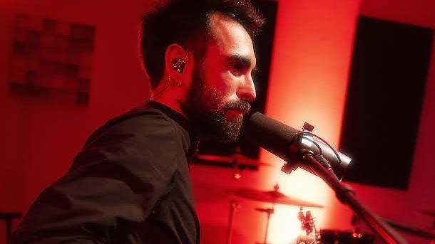 L’obiettivo? Divertirsi, suonare il più possibile, portare la propria musica ad un numero sempre maggiore di persone, sostiene Andrea Guazzini L’obiettivo? Divertirsi, suonare il più possibile, portare la propria musica ad un numero sempre maggiore di persone, sostiene Andrea Guazzini