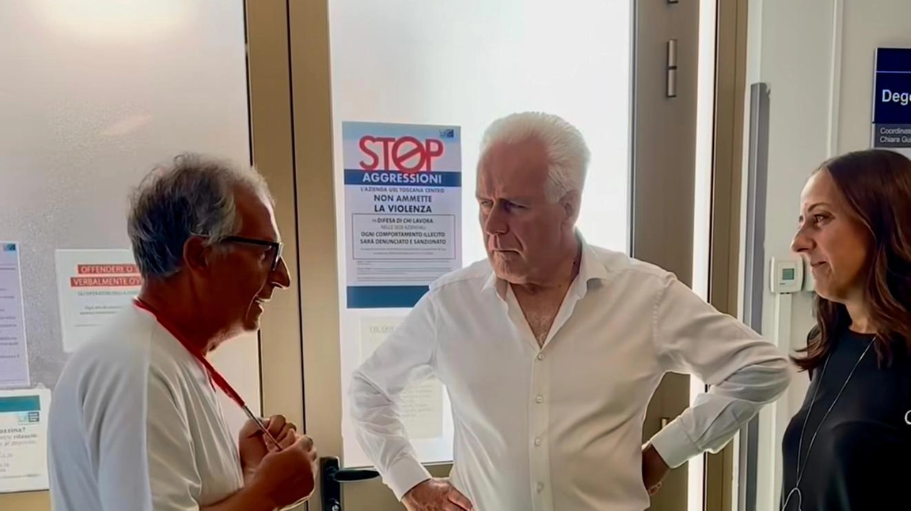 Eugenio Giani e Sara Funaro all'ospedale di Torregalli