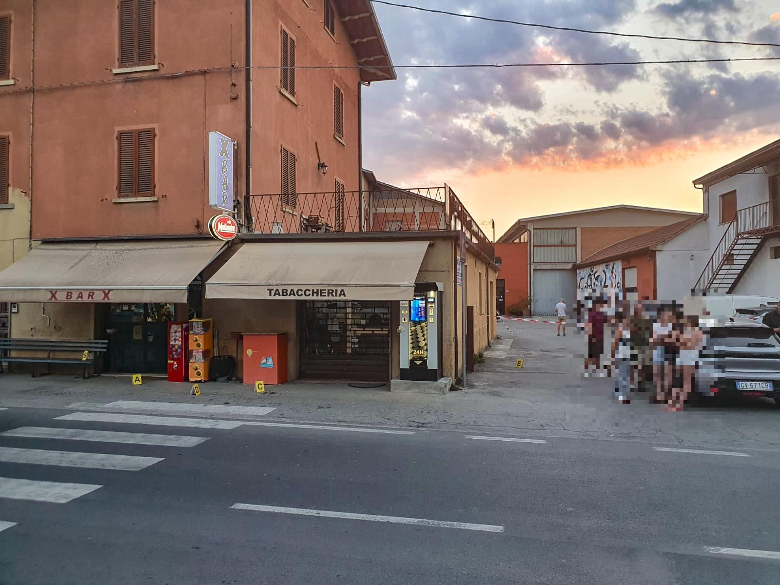 Sparatoria a Umbertide: due feriti, uno è grave