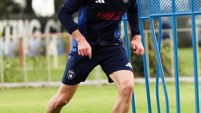 Il Pisa prepara una grande sorpresa per domani all’Arena Garibaldi. Eccezionalmente infatti allo stadio pisano giocherà la Primavera allenata dal... Il Pisa prepara una grande sorpresa per domani all’Arena Garibaldi. Eccezionalmente infatti allo stadio pisano giocherà la Primavera allenata dal...