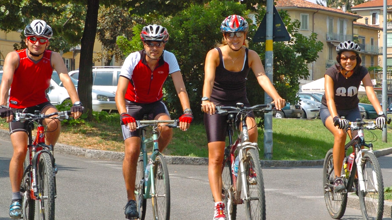 L’appuntamento annuale promosso dalla Italiana Ambiente e Bicicletta per promuovere il cicloturismo e la rete ciclabile EuroVelo in Italia avrà come cornice finale la nostra città. L’appuntamento annuale promosso dalla Italiana Ambiente e Bicicletta per promuovere il cicloturismo e la rete ciclabile EuroVelo in Italia avrà come cornice finale la nostra città.