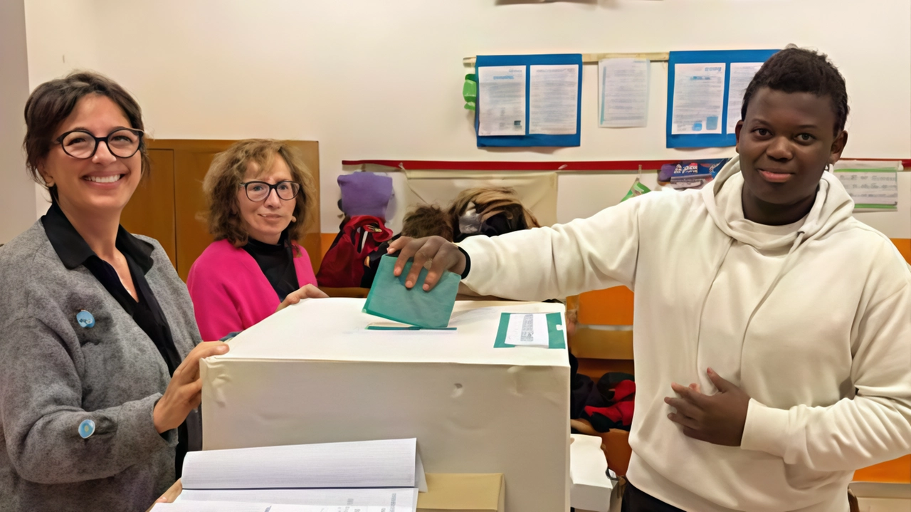 Al voto a 18 anni Al voto a 18 anni