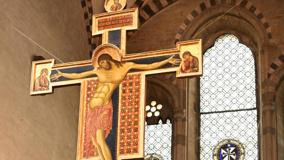 Tra i segreti di Cimabue ’Parla’ l’uomo custodito da quasi ottocento anni nel cuore di S.Domenico Tra i segreti di Cimabue ’Parla’ l’uomo custodito da quasi ottocento anni nel cuore di S.Domenico