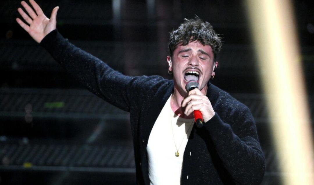 Firenze, arriva Olly in concerto al Teatro Cartiere Carrara Firenze, arriva Olly in concerto al Teatro Cartiere Carrara