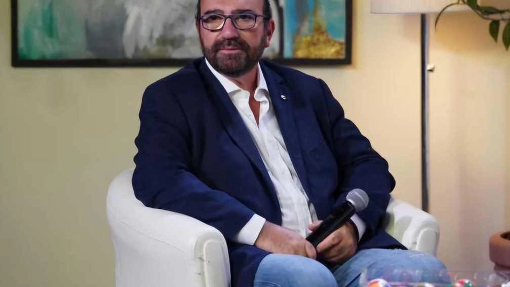 "Ringrazio il Prefetto per aver avviato un dialogo sul tema delle aggressioni" . "Ringrazio il Prefetto per aver avviato un dialogo sul tema delle aggressioni" .