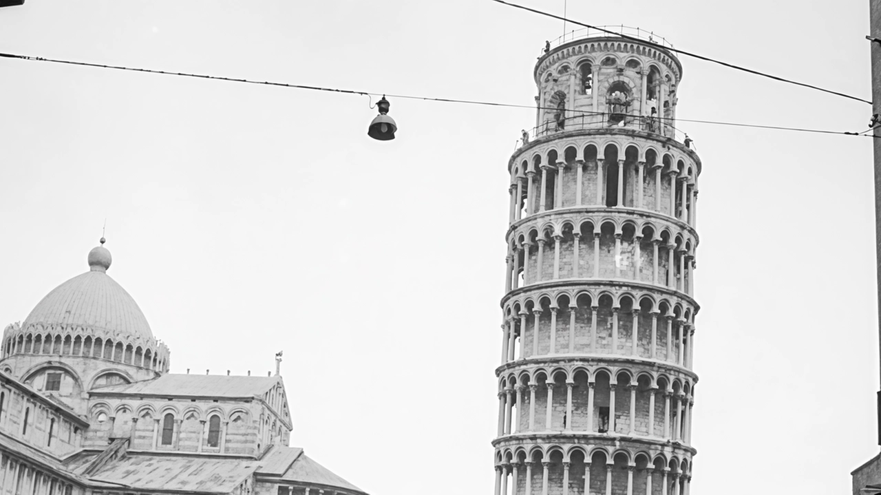 Al Museo della Grafica, nell’atrio del Comune e a Palazzo Blu. Attraverso una corsa si ripercorre l’intera storia d’Italia. Al Museo della Grafica, nell’atrio del Comune e a Palazzo Blu. Attraverso una corsa si ripercorre l’intera storia d’Italia.