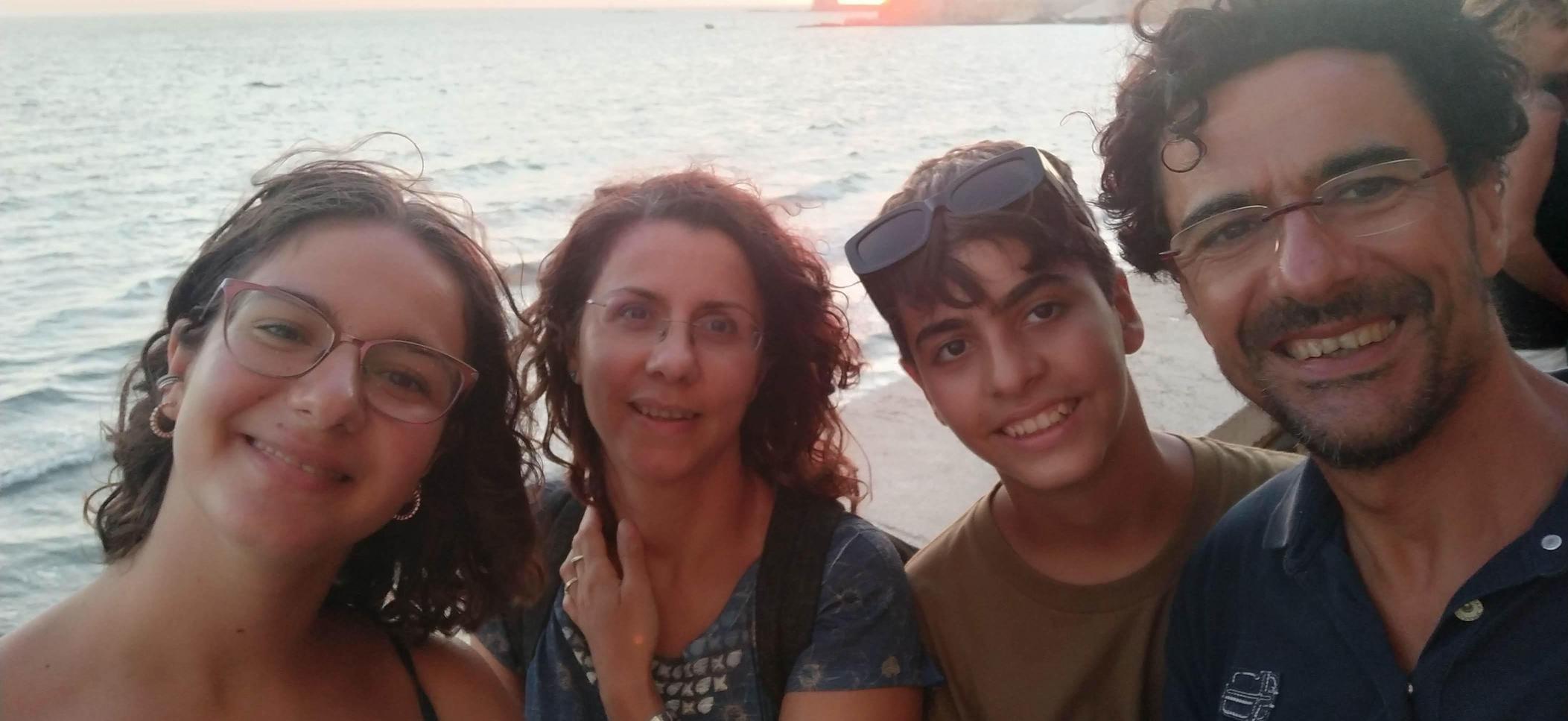 Noemi diventa maggiorenne. Il compleanno? Al seggio: "Sarà una grande emozione" Noemi diventa maggiorenne. Il compleanno? Al seggio: "Sarà una grande emozione"
