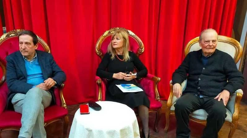 In foto a sinistra l’autore del libro Fabrizio Gallerini In foto a sinistra l’autore del libro Fabrizio Gallerini