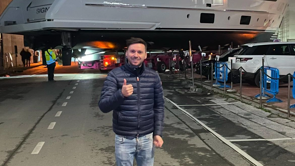 Davide Biggi ex studente del Nautico Fiorillo ha girato i mari di mezzo mondo