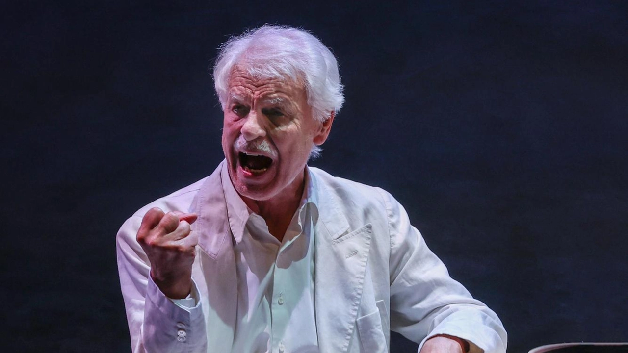 Michele Placido sarà sul palco del teatro Era Michele Placido sarà sul palco del teatro Era