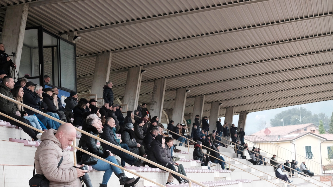 Sarzana, il ‘Miro Luperi riapre ai tifosi. Stadio gratis nella sfida di domenica