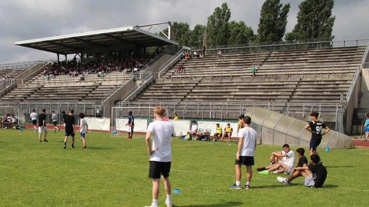 UMBERTIDE – Gestione dello stadio Morandi e della pista di atletica: c’è il bando che affiderà ad un nuovo soggetto... UMBERTIDE – Gestione dello stadio Morandi e della pista di atletica: c’è il bando che affiderà ad un nuovo soggetto...