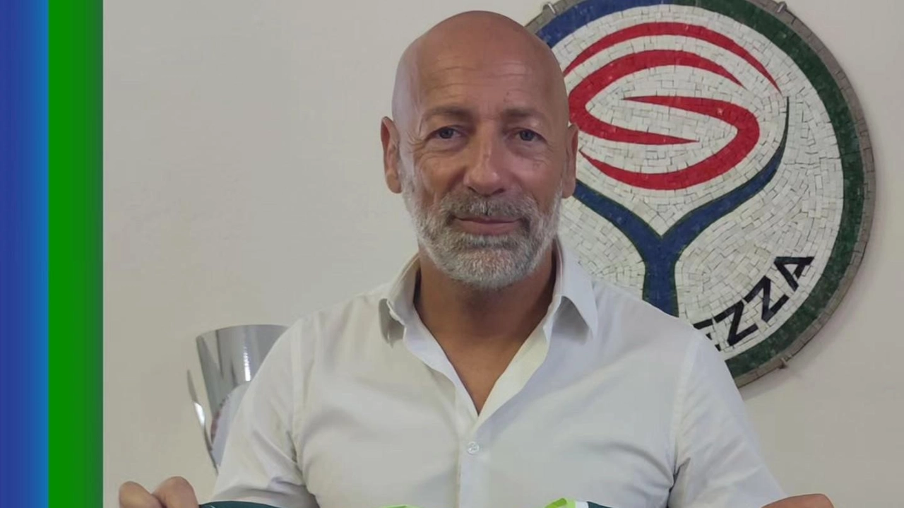 Il nuovo tecnico del Seravezza Cristiano Masitto, oggi alla prima partita ufficiale Il nuovo tecnico del Seravezza Cristiano Masitto, oggi alla prima partita ufficiale