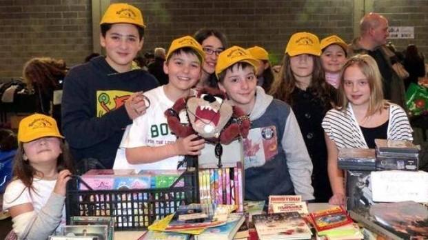 mercatino dei ragazzi di ponticino raccolti 8 000 euro