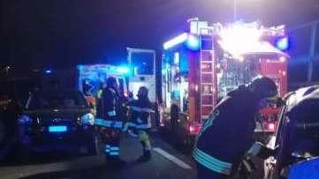 Un giovane ubriaco alla guida ha provocato una carambola di incidenti Un giovane ubriaco alla guida ha provocato una carambola di incidenti